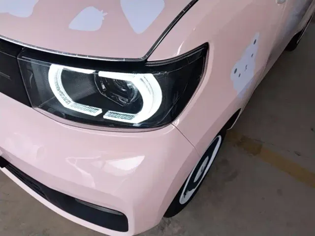 Wuling Hongguang Mini EV — Фото автомобиля 23