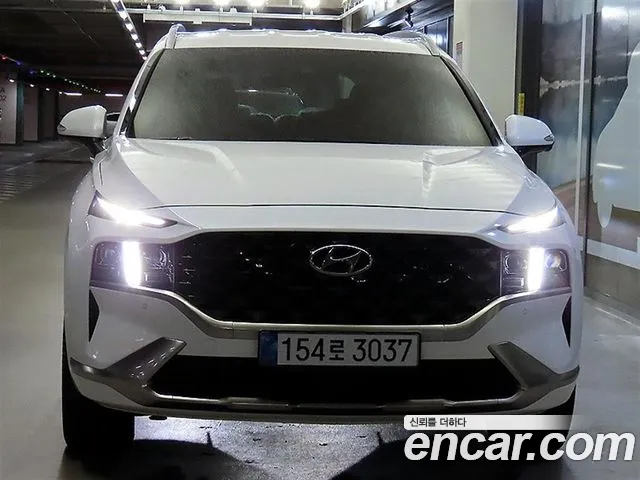 Фотография автомобиля — Hyundai Santa Fe New