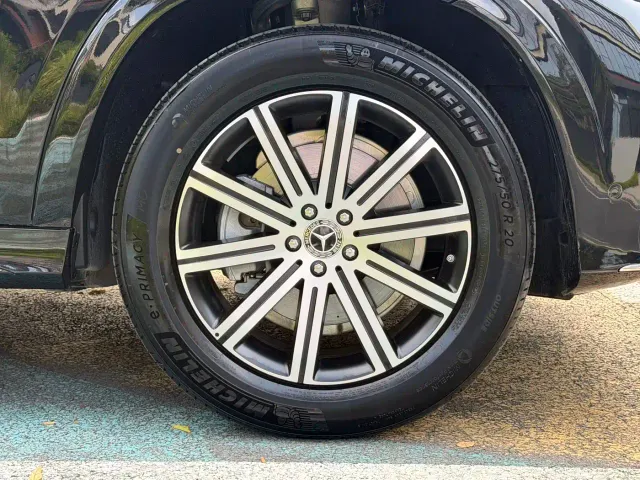 Mercedes-Benz GLE-Class — Фото автомобиля 9