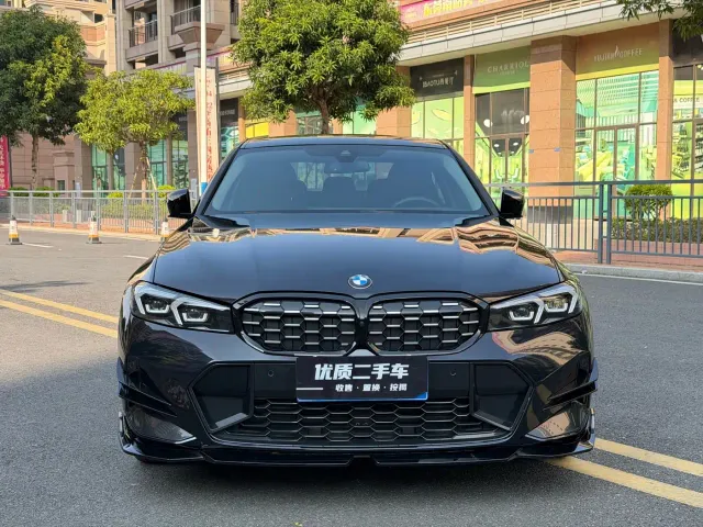 BMW 3 Series — Фото автомобиля 2