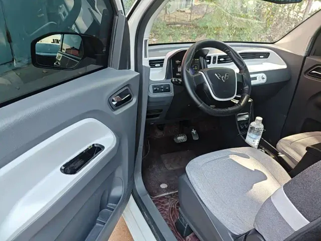 Wuling Hongguang Mini EV — Фото автомобиля 15