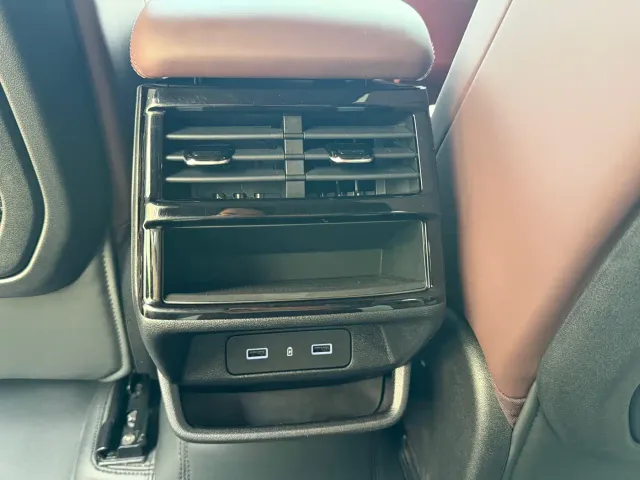 Geely Xingyue L — Фото автомобиля 9