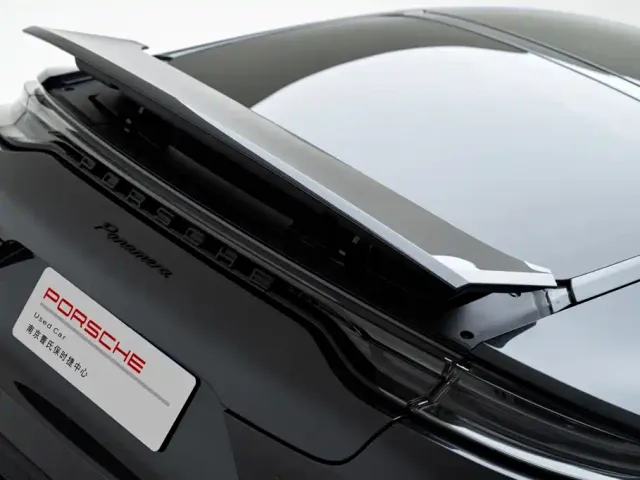 Porsche Panamera — Фото автомобиля 7