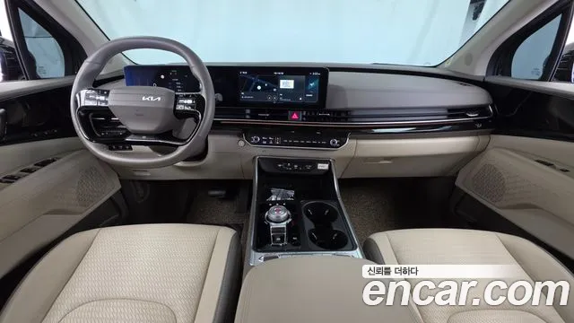 Kia Carnival Generation 4 — Фото автомобиля 7