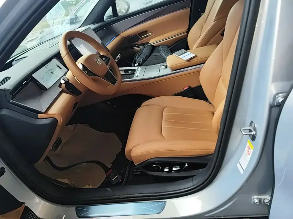 BYD Han L 2025 EV AWD LiDAR Flagship — Фото автомобиля 10