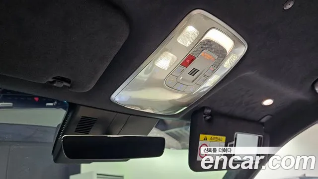 Genesis GV70 2.5T Бензин 2WD — Фото автомобиля 30