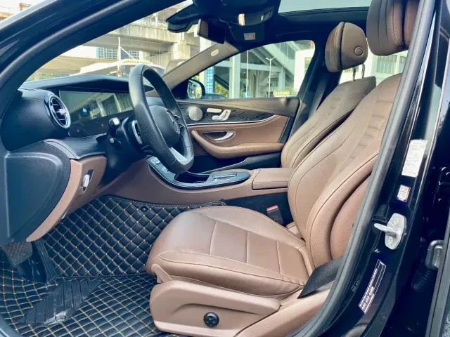 Mercedes-Benz E-Class — Фото автомобиля 9