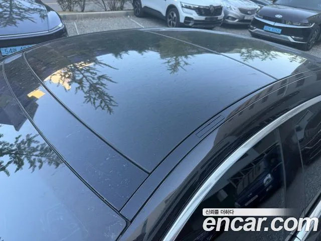 BMW 8 Series G15 — Фото автомобиля 12