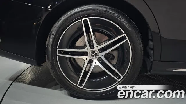 Mercedes-Benz E-Class E-класс W214 — Фото автомобиля 21