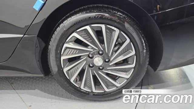 Hyundai Sonata — Фото автомобиля 21