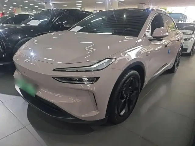 Фотография автомобиля — Onvo L60