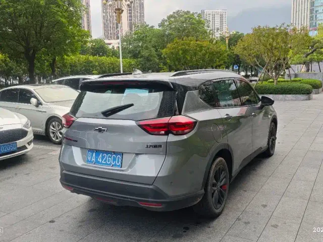 Chevrolet Orlando — Фото автомобиля 2