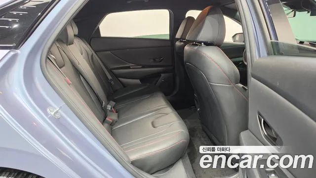 Hyundai AVANTE — Фото автомобиля 4
