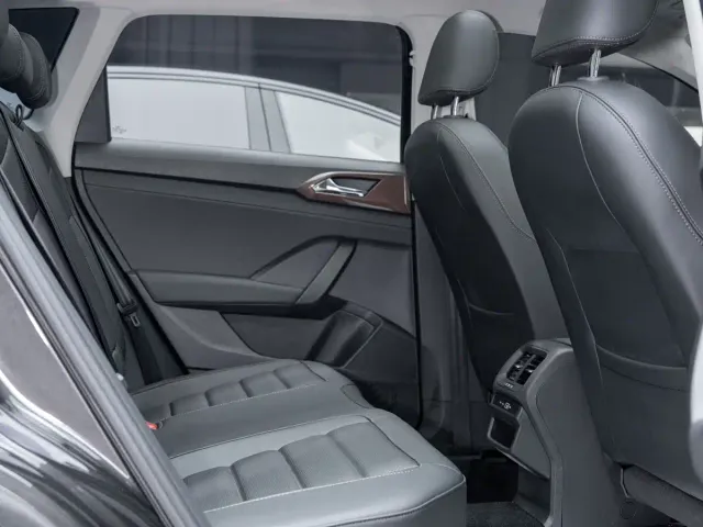 Volkswagen Tharu — Фото автомобиля 13