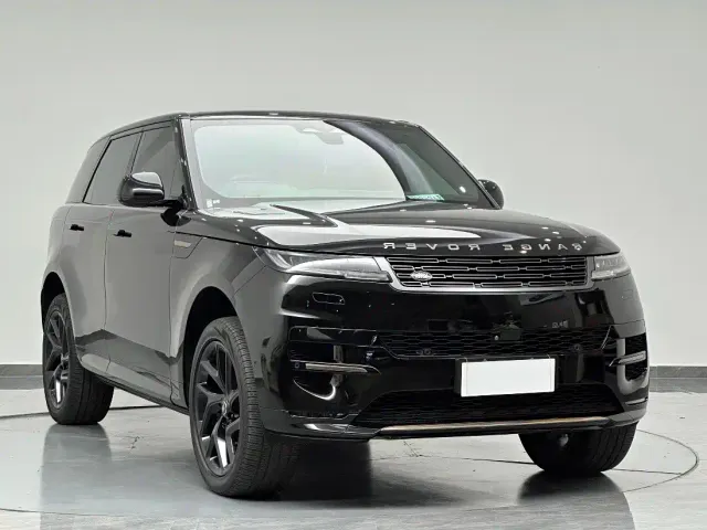 Land Rover Range Rover Sport — Фото автомобиля 3