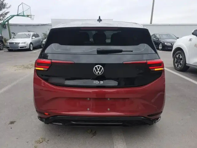 Volkswagen ID.3 — Фото автомобиля 5
