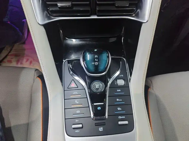 BYD Song PLUS — Фото автомобиля 13