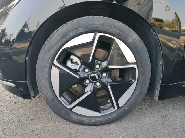 Wuling Starlight — Фото автомобиля 22