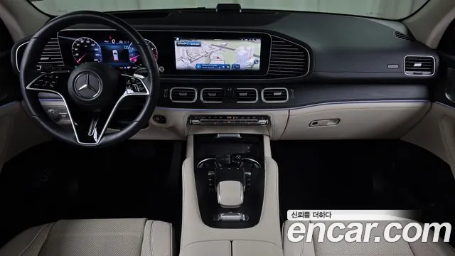 Mercedes-Benz GLE-Class — Фото автомобиля 14