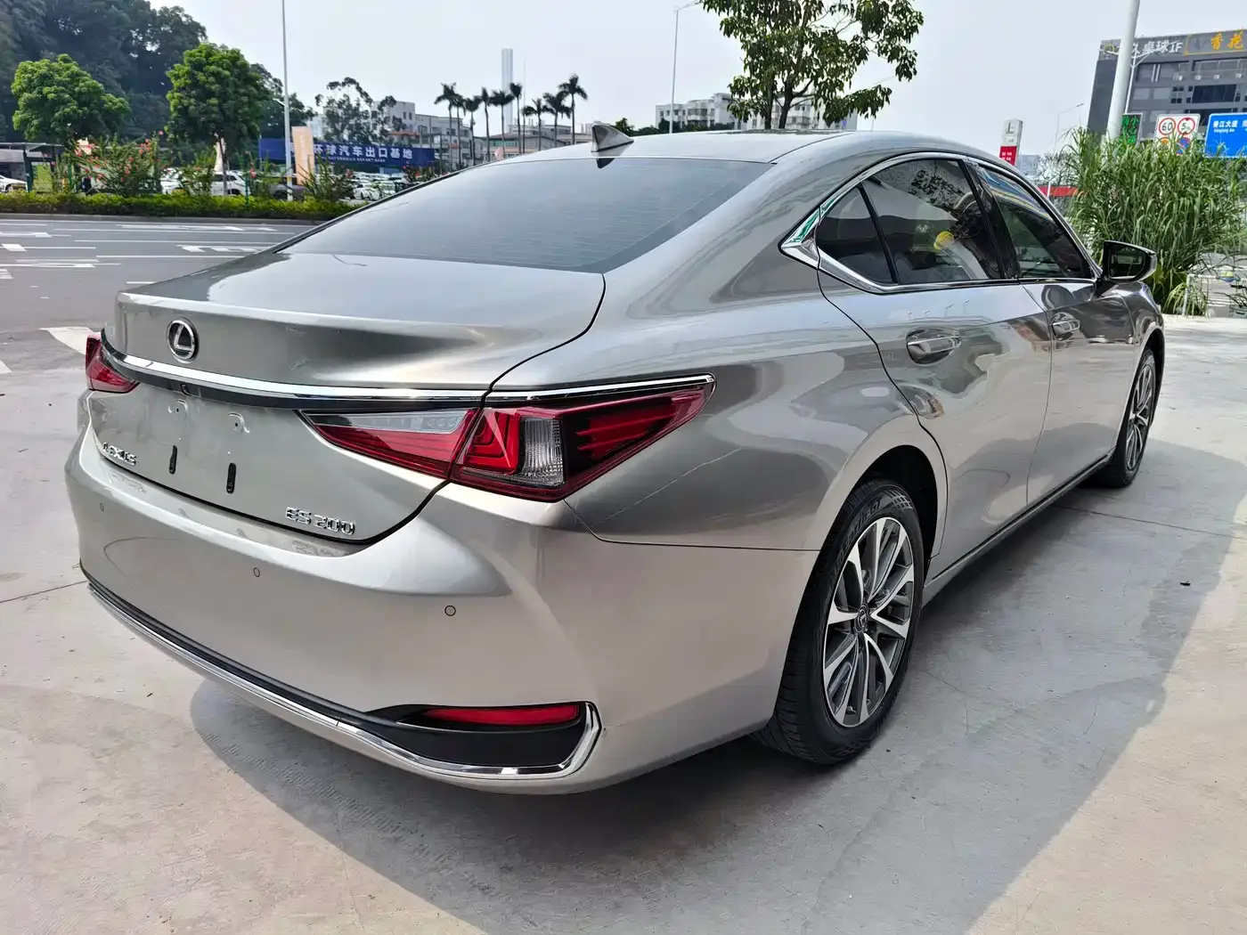Lexus Lexus ES 2022 200 Excellence Edition — Фото автомобиля 15
