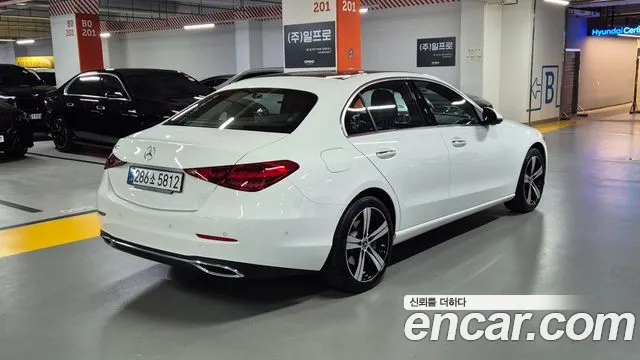 Mercedes-Benz C-Class — Фото автомобиля 2