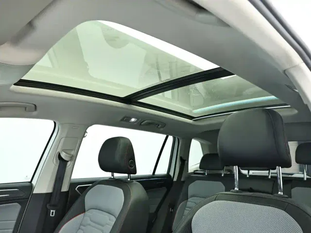 Volkswagen Tiguan L PHEV — Фото автомобиля 12
