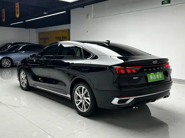 Ford Mondeo — Фото автомобиля 8
