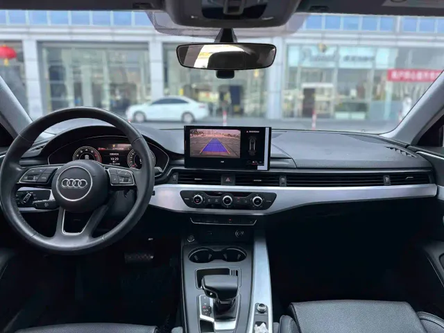 Audi A4L — Фото автомобиля 12
