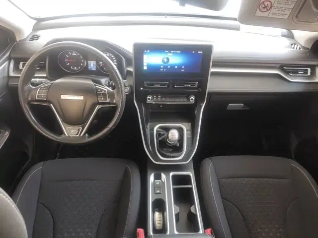 Haval M6 — Фото автомобиля 9
