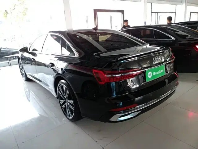 Audi A6L — Фото автомобиля 4