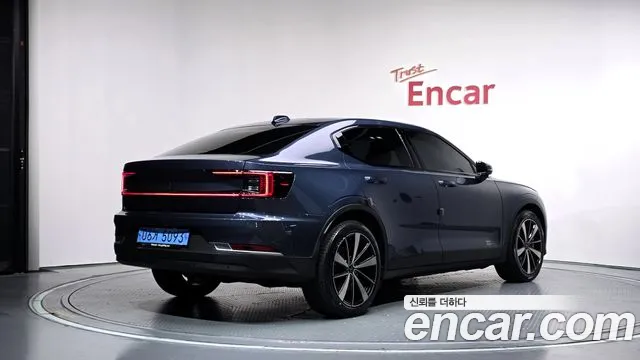 Polestar Polestar 2 — Фото автомобиля 2