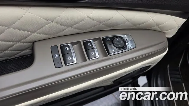 Kia Carnival 4th Gen — Фото автомобиля 30