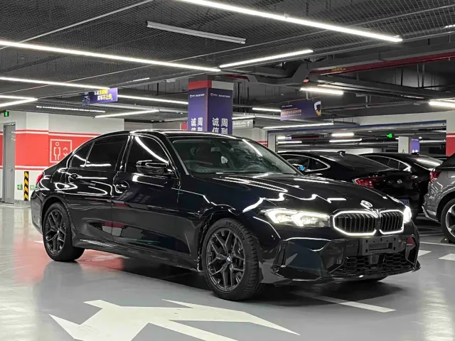 BMW 3 Series — Фото автомобиля 2