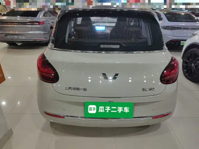 Wuling Bingo — Фото автомобиля 5