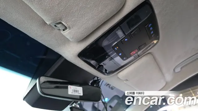 Hyundai Staria Staria L3.5 Lounge 9 мест — Фото автомобиля 29