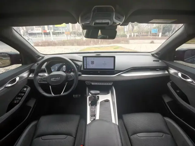 Geely Xingrui — Фото автомобиля 8