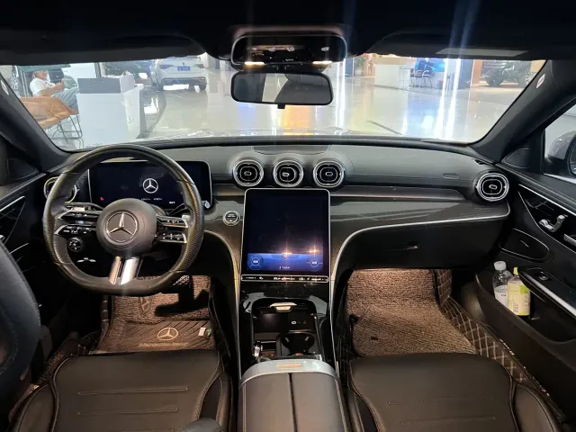 Mercedes-Benz C-Class — Фото автомобиля 6