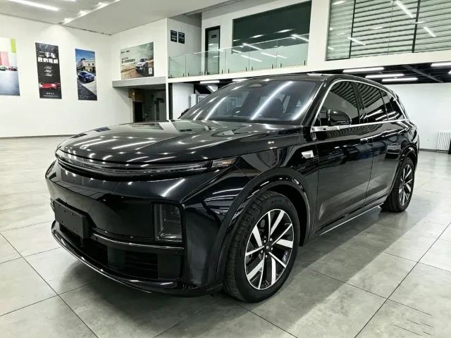 Фотография автомобиля — Li Auto L7