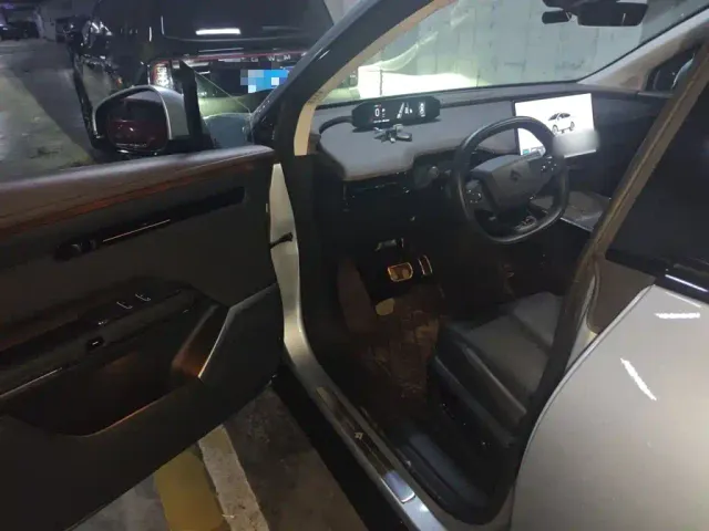 GAC Hyptec HT — Фото автомобиля 17