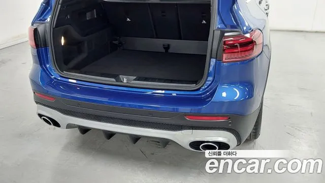 Mercedes-Benz GLB-Class — Фото автомобиля 11