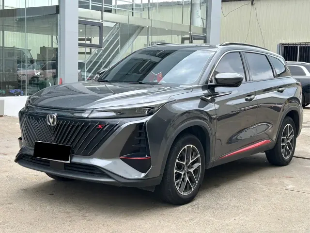 Фотография автомобиля — Changan CS75 Plus