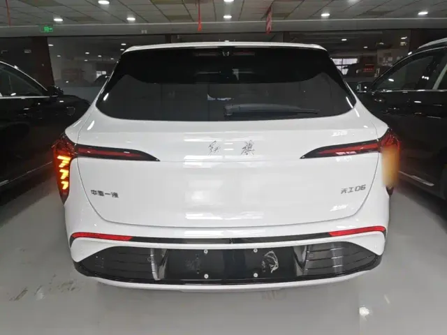 Hongqi Tiangong 06 — Фото автомобиля 5