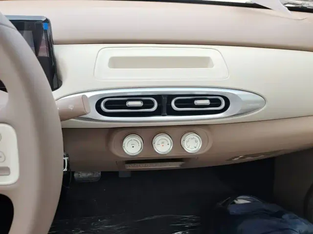 Wuling Hongguang Mini EV — Фото автомобиля 12