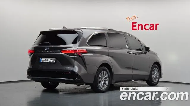 Toyota Sienna 4th Gen — Фото автомобиля 2
