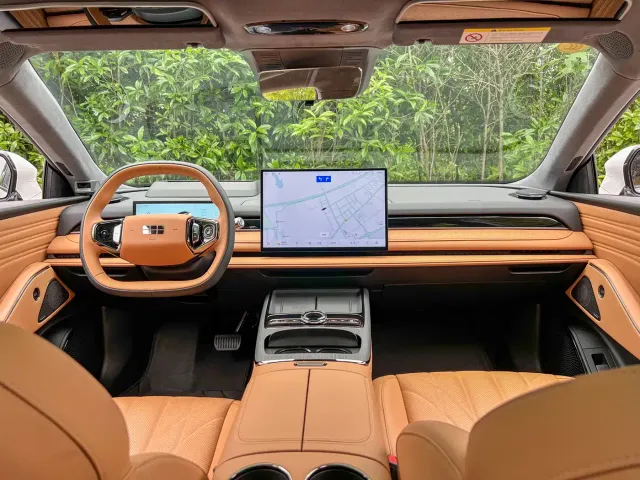 Geely Galaxy Xingyao 8 — Фото автомобиля 15