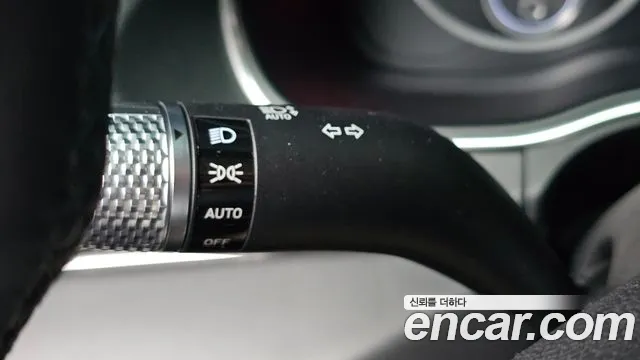 Genesis GV80 — Фото автомобиля 28