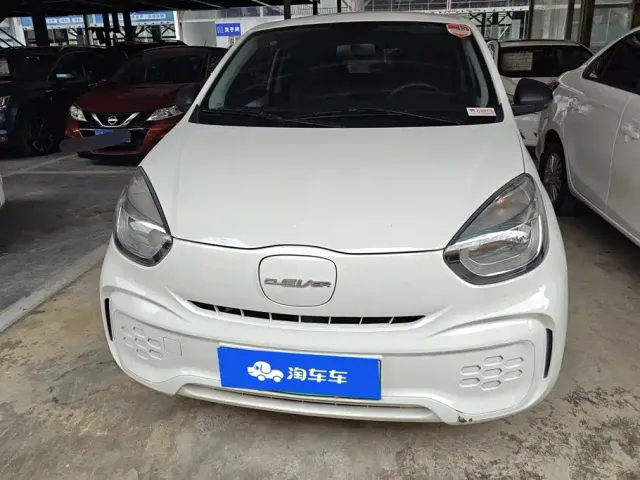Roewe Clever — Фото автомобиля 2