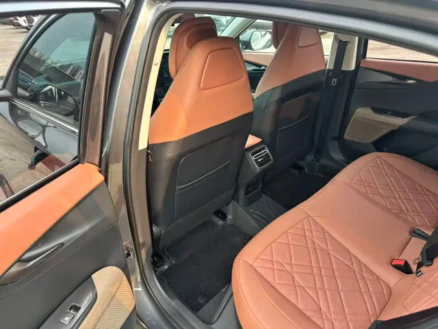 Changan Eado — Фото автомобиля 5