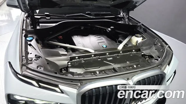 BMW X7 — Фото автомобиля 6