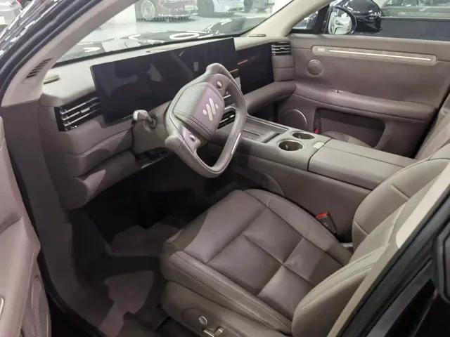 IM Motors LS6 — Фото автомобиля 3
